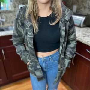 Camo jacket size small